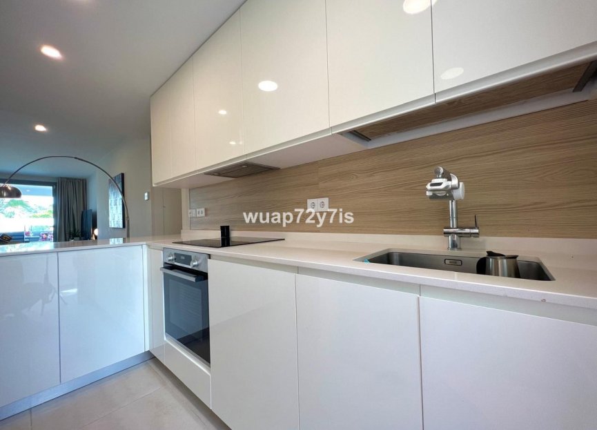 Reventa - Apartment - Middle Floor Apartment - Estepona - Estepona Centro