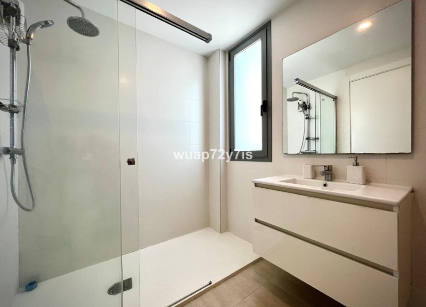 Reventa - Apartment - Middle Floor Apartment - Estepona - Estepona Centro