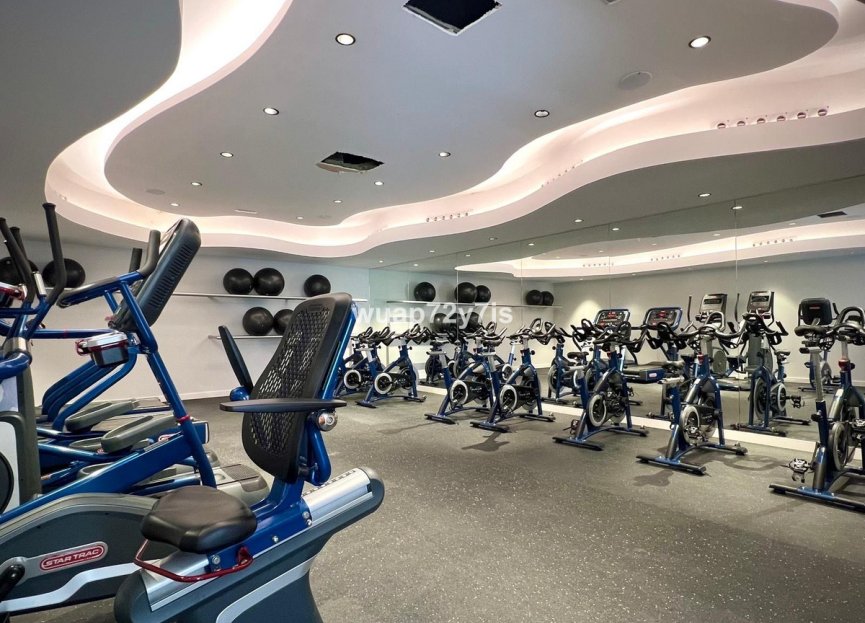 Reventa - Apartment - Middle Floor Apartment - Estepona - Estepona Centro