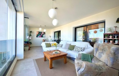 Resale - Apartment - Middle Floor Apartment - Estepona - Estepona Centro