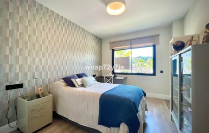 Resale - Apartment - Middle Floor Apartment - Estepona - Estepona Centro