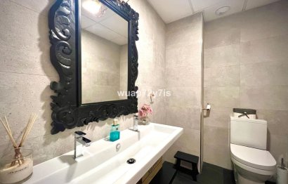 Resale - Apartment - Middle Floor Apartment - Estepona - Estepona Centro