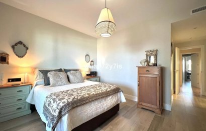 Resale - Apartment - Middle Floor Apartment - Estepona - Estepona Centro