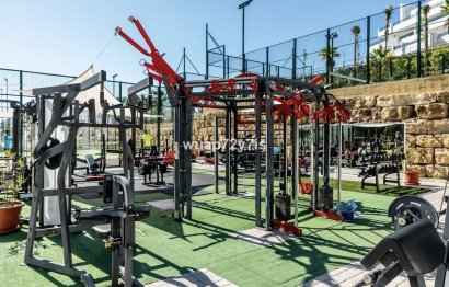 Resale - Apartment - Middle Floor Apartment - Estepona - Estepona Centro