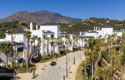 Resale - Apartment - Middle Floor Apartment - Estepona - Estepona Centro