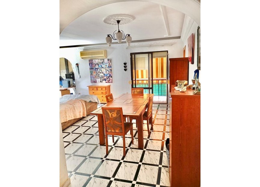 Resale - Apartment - Middle Floor Apartment - Fuengirola - Los Boliches