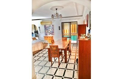 Resale - Apartment - Middle Floor Apartment - Fuengirola - Los Boliches