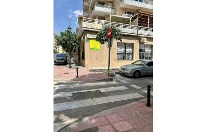Resale - Apartment - Middle Floor Apartment - Fuengirola - Los Boliches