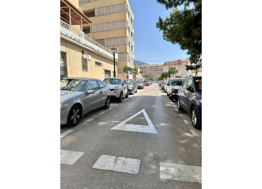 Resale - Apartment - Middle Floor Apartment - Fuengirola - Los Boliches