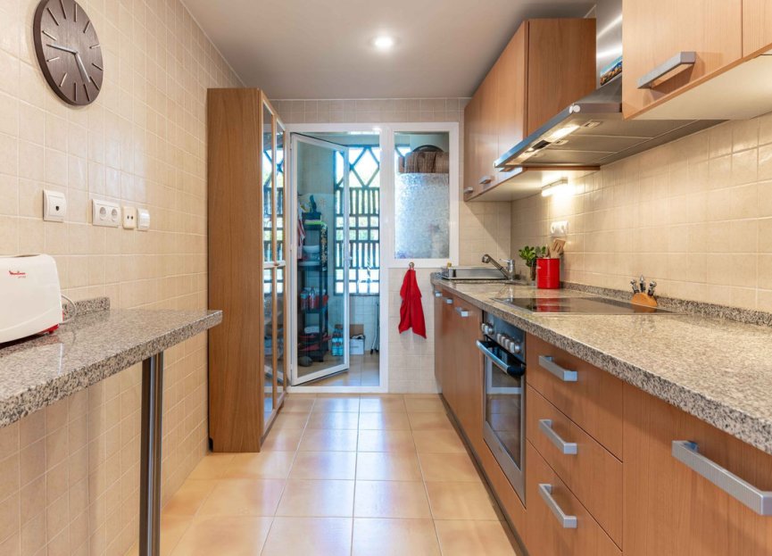 Resale - Apartment - Top Floor Apartment - Benahavís - Los Arqueros