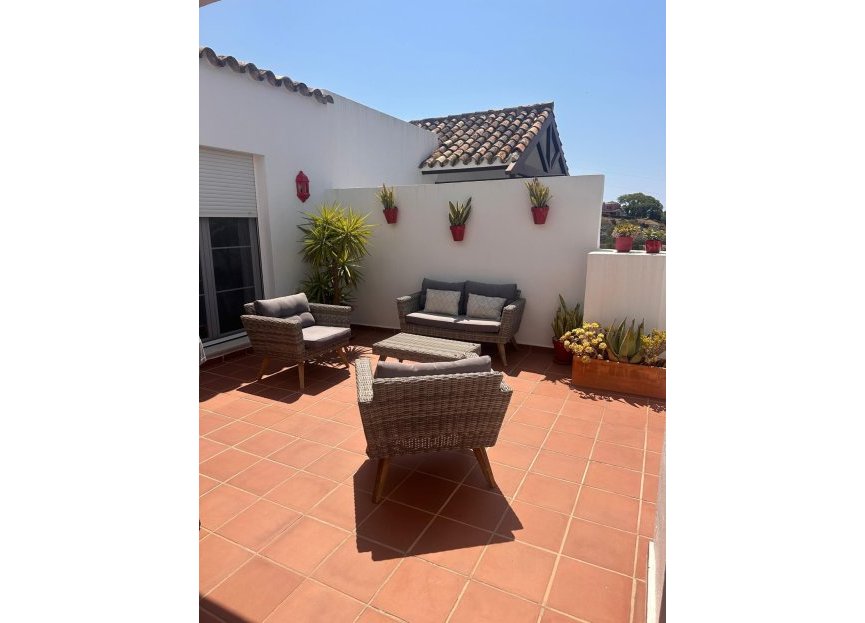 Resale - Apartment - Top Floor Apartment - Benahavís - Los Arqueros