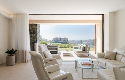 Resale - Apartment - Middle Floor Apartment - Benahavís - Benahavís Centro