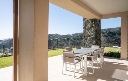 Resale - Apartment - Middle Floor Apartment - Benahavís - Benahavís Centro