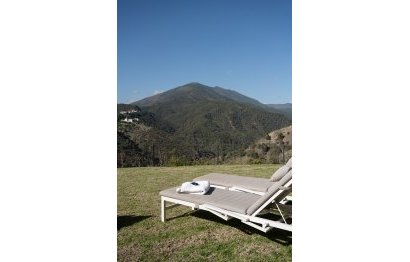 Resale - Apartment - Middle Floor Apartment - Benahavís - Benahavís Centro