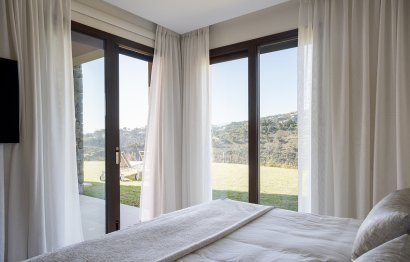 Resale - Apartment - Middle Floor Apartment - Benahavís - Benahavís Centro