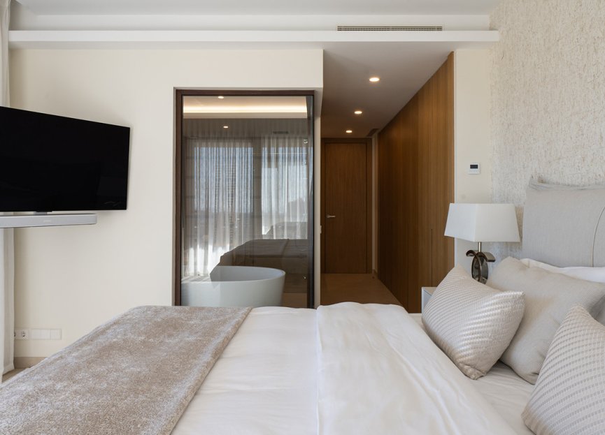 Resale - Apartment - Middle Floor Apartment - Benahavís - Benahavís Centro