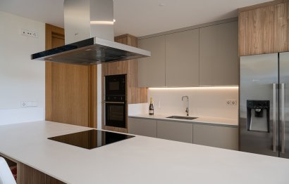 Resale - Apartment - Middle Floor Apartment - Benahavís - Benahavís Centro