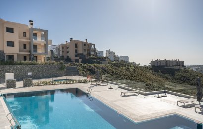 Resale - Apartment - Middle Floor Apartment - Benahavís - Benahavís Centro