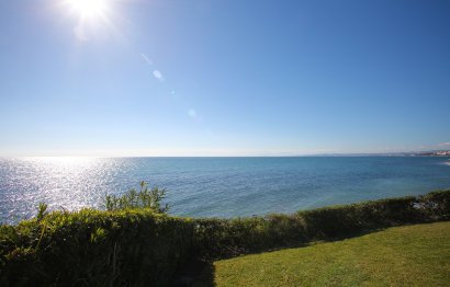 Resale - House - Townhouse - Estepona - Estepona Centro