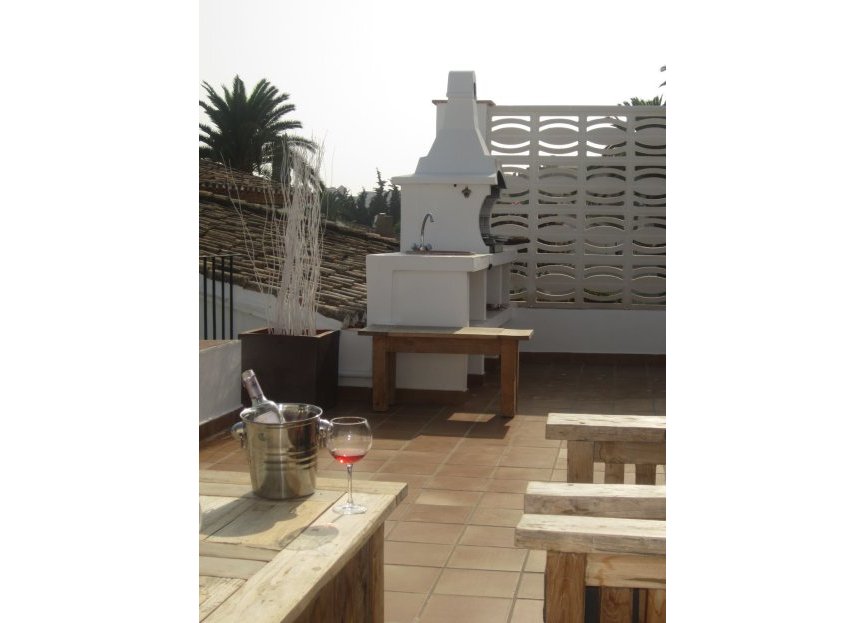 Resale - House - Townhouse - Estepona - Estepona Centro