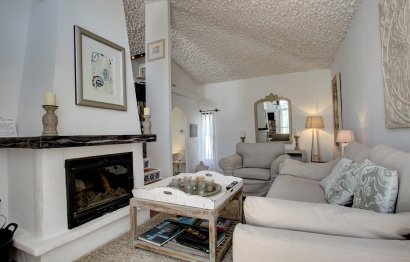 Resale - House - Townhouse - Estepona - Estepona Centro