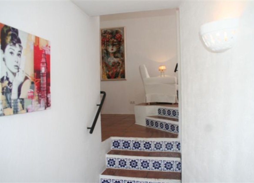 Resale - House - Townhouse - Estepona - Estepona Centro