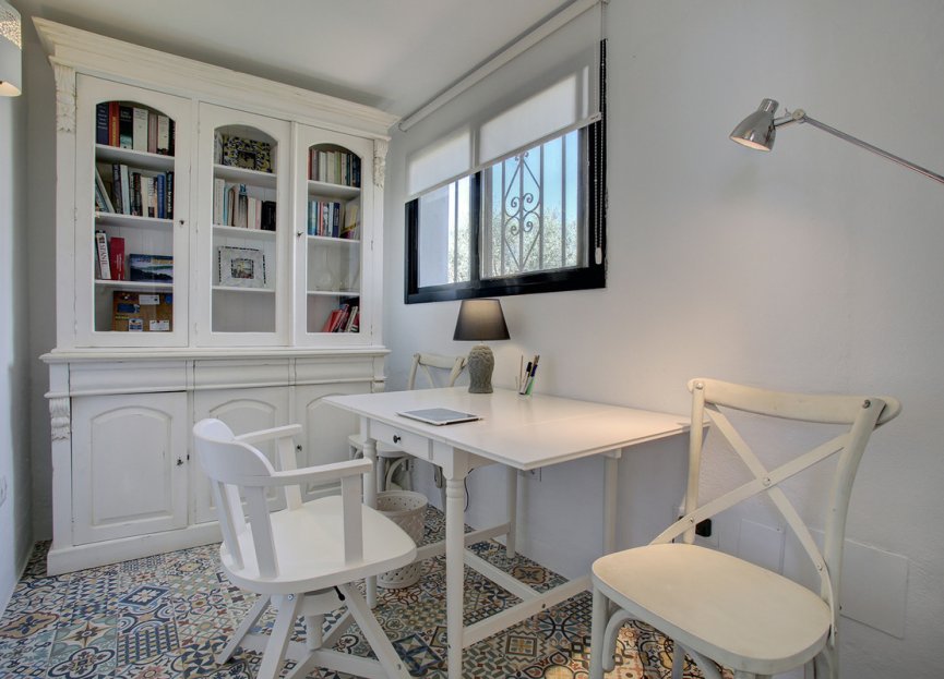 Resale - House - Townhouse - Estepona - Estepona Centro