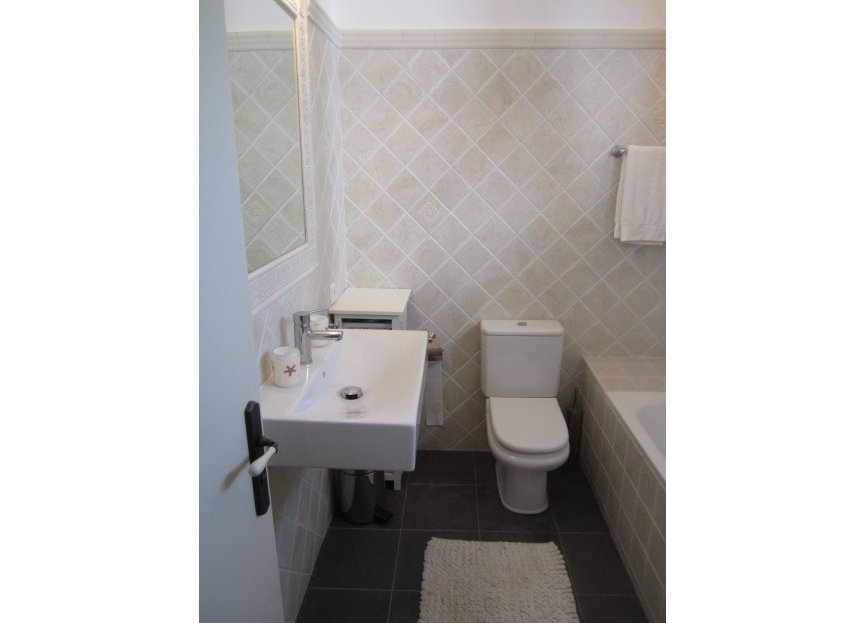 Resale - House - Townhouse - Estepona - Estepona Centro