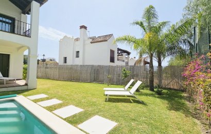 Resale - House - Detached Villa - Estepona - Estepona Centro