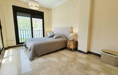 Resale - House - Detached Villa - Estepona - Estepona Centro