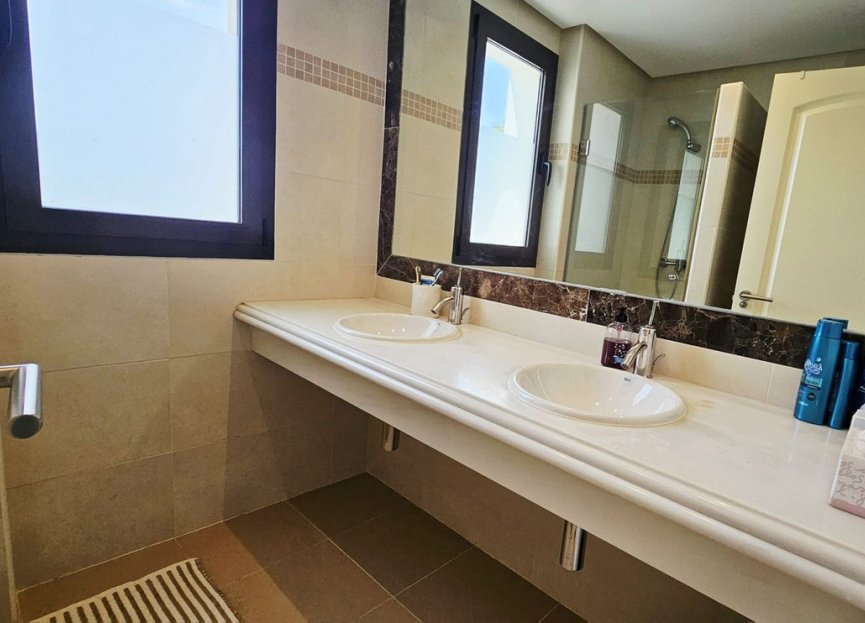 Resale - House - Detached Villa - Estepona - Estepona Centro