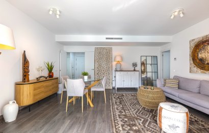 Resale - Apartment - Middle Floor Apartment - Estepona - Estepona Centro