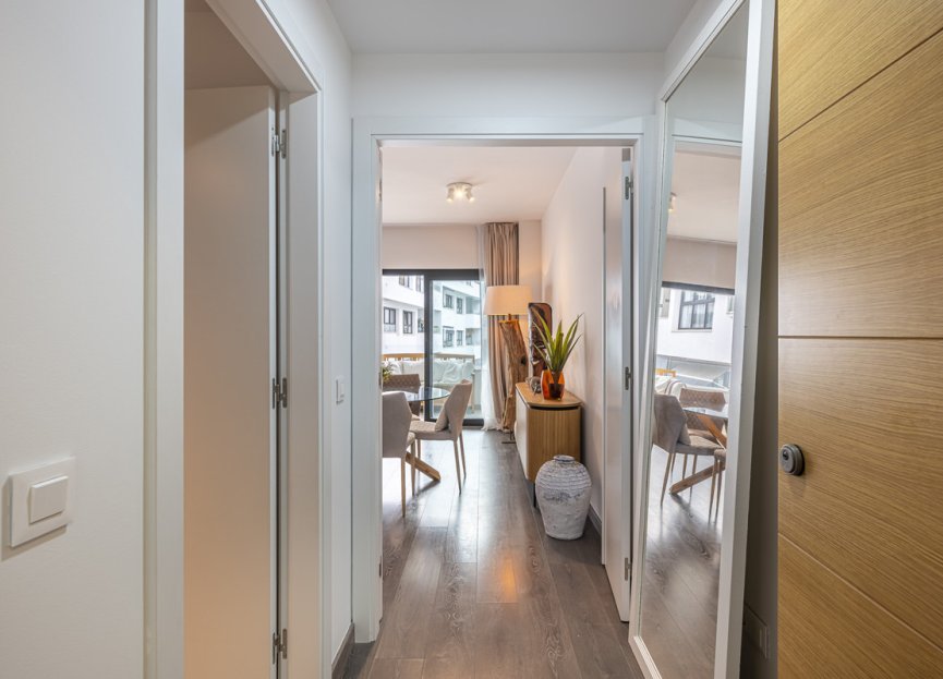 Resale - Apartment - Middle Floor Apartment - Estepona - Estepona Centro