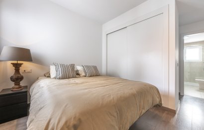 Resale - Apartment - Middle Floor Apartment - Estepona - Estepona Centro