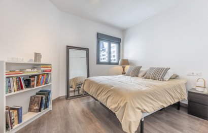 Resale - Apartment - Middle Floor Apartment - Estepona - Estepona Centro