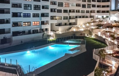 Resale - Apartment - Middle Floor Apartment - Estepona - Estepona Centro