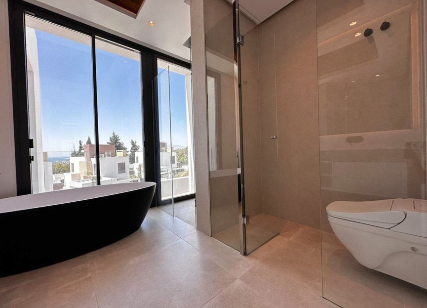 Resale - House - Detached Villa - Marbella - The Golden Mile