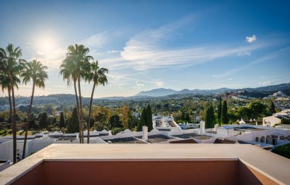 Resale - House - Townhouse - Marbella - Nueva Andalucia