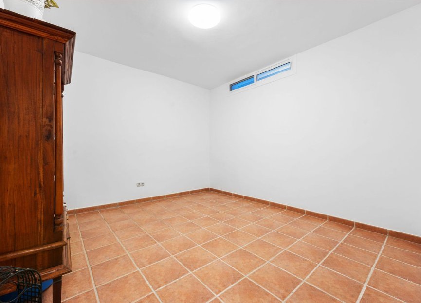 Resale - House - Townhouse - Marbella - Nueva Andalucia