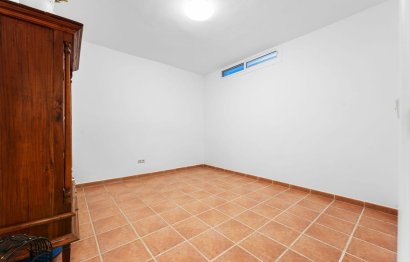 Resale - House - Townhouse - Marbella - Nueva Andalucia