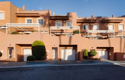 Resale - House - Townhouse - Marbella - Nueva Andalucia