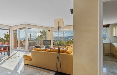 Resale - Apartment - Middle Floor Apartment - Marbella - Nueva Andalucia