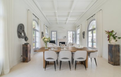 Resale - House - Detached Villa - Marbella - Nueva Andalucia