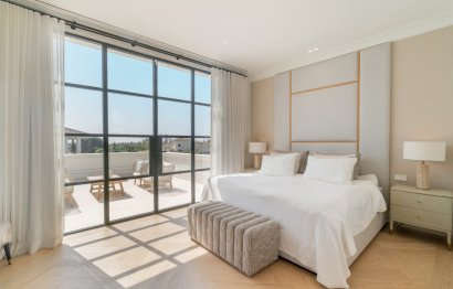 Resale - House - Detached Villa - Marbella - Nueva Andalucia