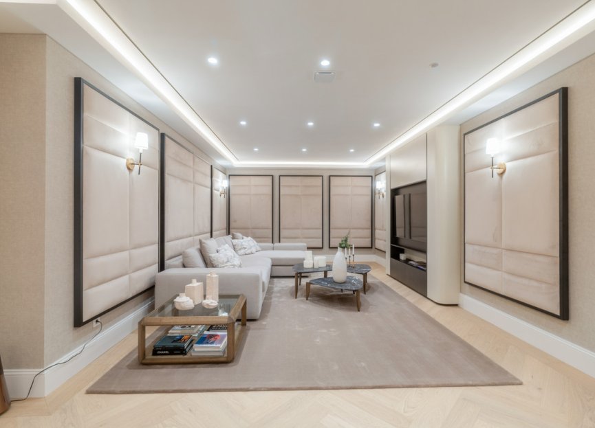 Resale - House - Detached Villa - Marbella - Nueva Andalucia