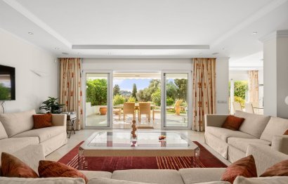 Resale - House - Townhouse - Marbella - Nueva Andalucia