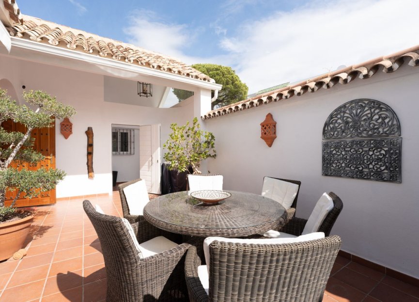 Resale - House - Townhouse - Marbella - Nueva Andalucia