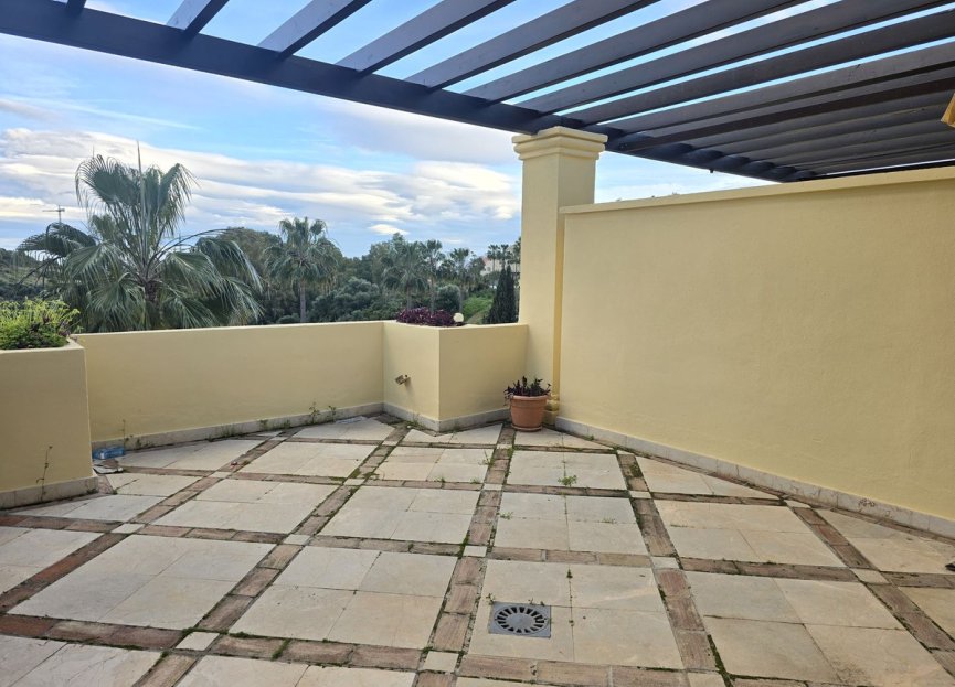 Resale - Apartment - Middle Floor Apartment - Casares - Casares Centro