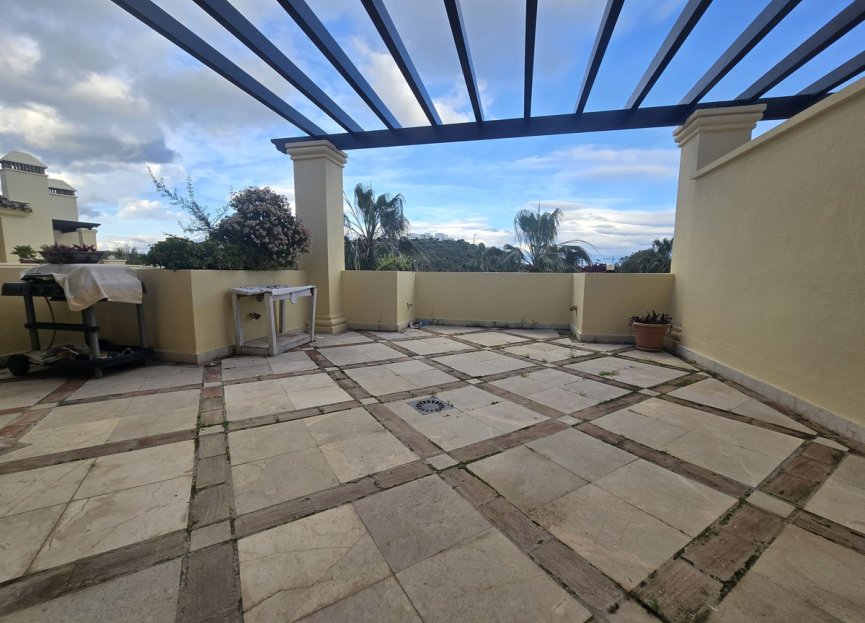 Resale - Apartment - Middle Floor Apartment - Casares - Casares Centro