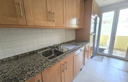 Resale - Apartment - Middle Floor Apartment - Casares - Casares Centro